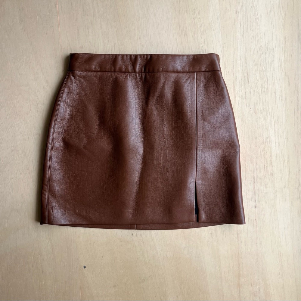 Wilfred patio mini skirt vegan leather skirt in coffee bean size 4 Aritzia